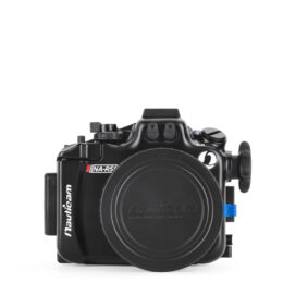 Carcasa Nauticam NA-R50 para Canon EOS R50 con objetivo RF-S 18-45mm F4.5-6.3 IS STM